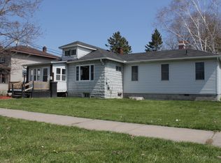 1105 Johnston St, Sault Sainte Marie, MI 49783