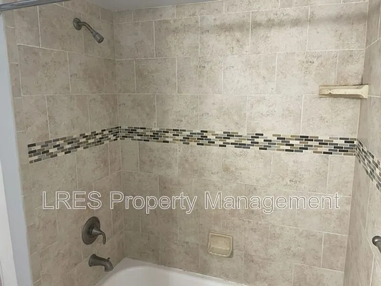 4587 Lighthouse Cir — Photo 19