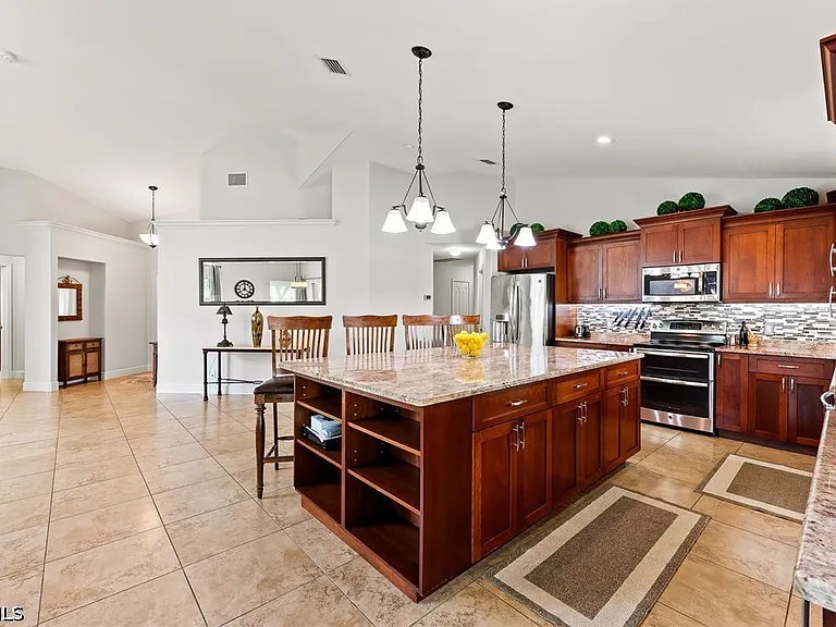 1250 Silverstrand Dr — Photo 13
