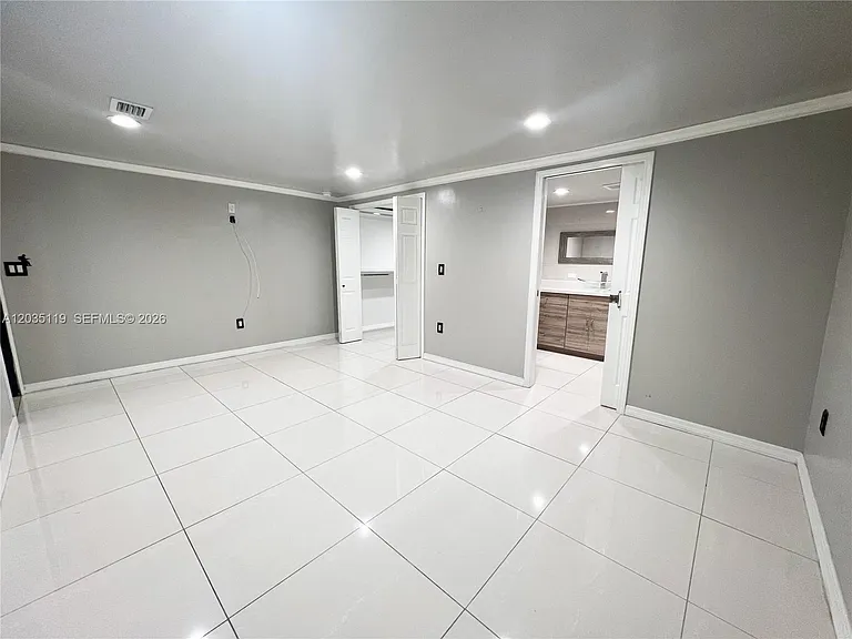 9615 NW 3rd Ave — Photo 3
