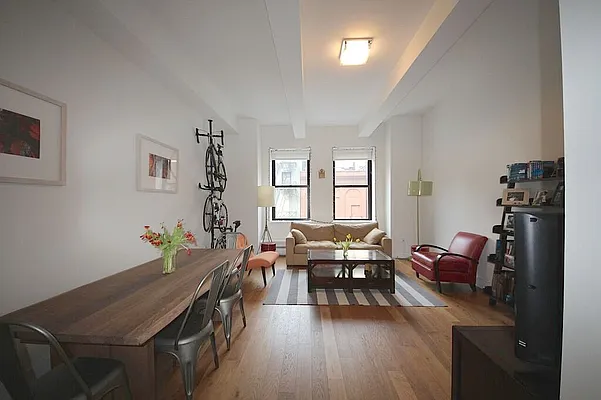 Rented by Bien Realty Ltd | media 25