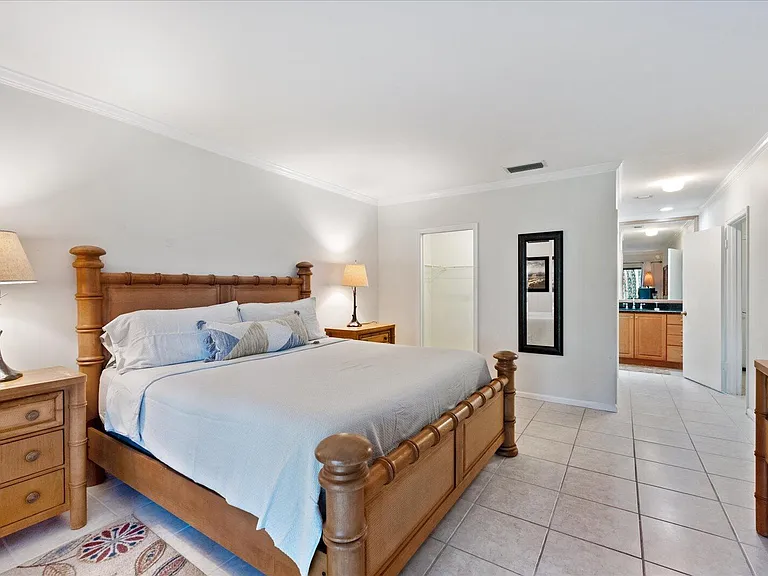 13334 Polo Club Rd #329 — Photo 11