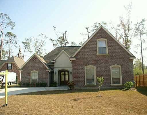 1st image of 504 Scenic River Cove Rd