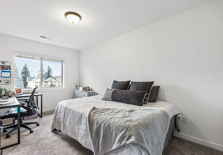 16392 SE Shimmering Leaf St — Photo 19