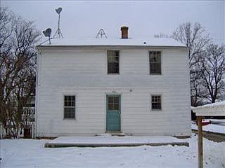 2nd image of 439 Oakhurst Ave