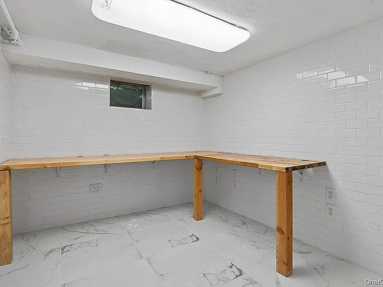 155 White Rd — Photo 21