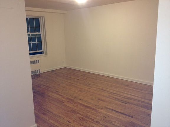 3rd image of 139-9 84th Dr #3