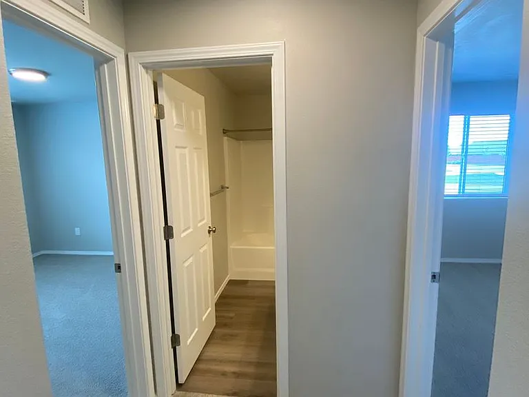 5214 Clearfield Ct — Photo 15