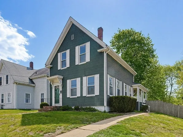 107 E Water St, Rockland, MA 02370