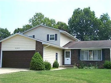 141 Timberlane Dr photo 1