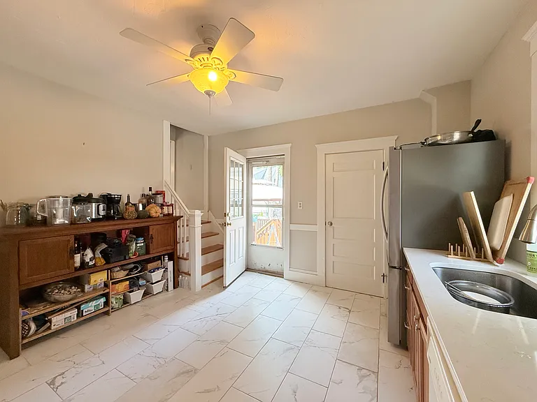 62 Plimpton Ave — Photo 15