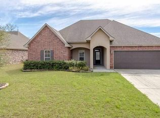 41369 Sapphire Ave, Gonzales, LA 70737