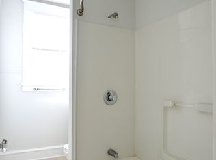600 W 26th St APT 2, Wilmington, DE 19802