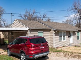 925 Genevieve St, Sullivan, MO 63080