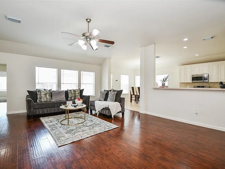3207 Brook Arbor Ln — Photo 12