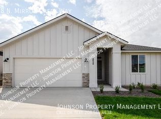 858 N Mirror Creek Way, Meridian, ID 83642