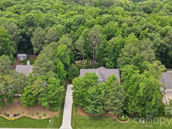1533 Springfield Dr, Waxhaw, NC 28173