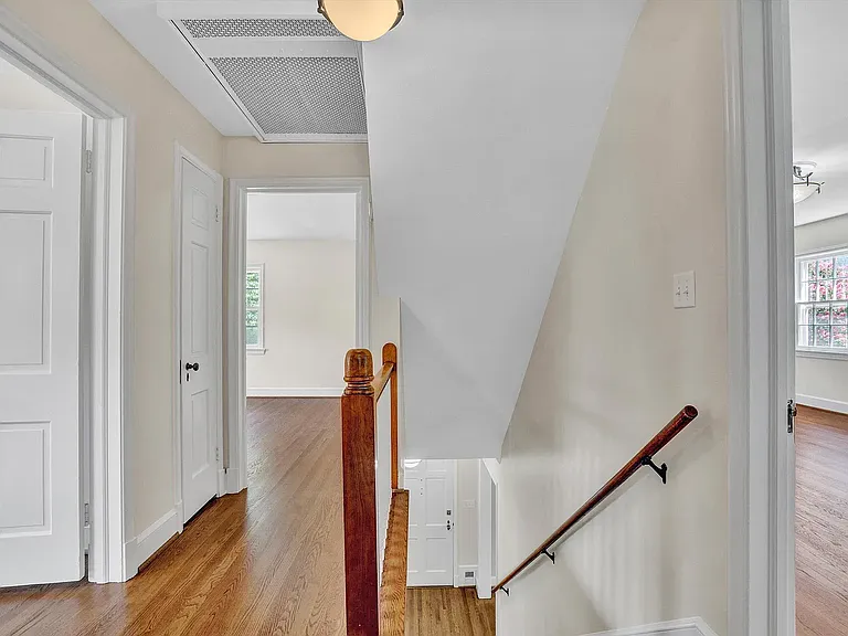 2118 Mount Vernon Rd SW — Photo 7