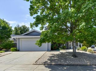 8166 Lakespring Way, Sacramento, CA