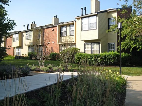 4th image of 878 Benedetti Dr APT 205