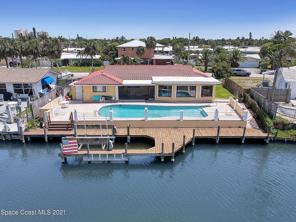 1st image of 139 Jamaica Dr