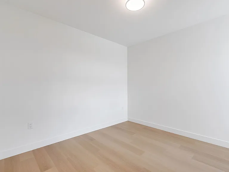 1490 W 32nd Ave — Photo 63