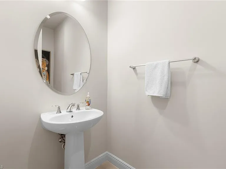 8897 Redonda Dr — Photo 27