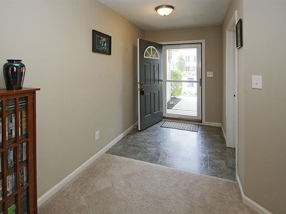 2nd image of 7135 Burlat Ln