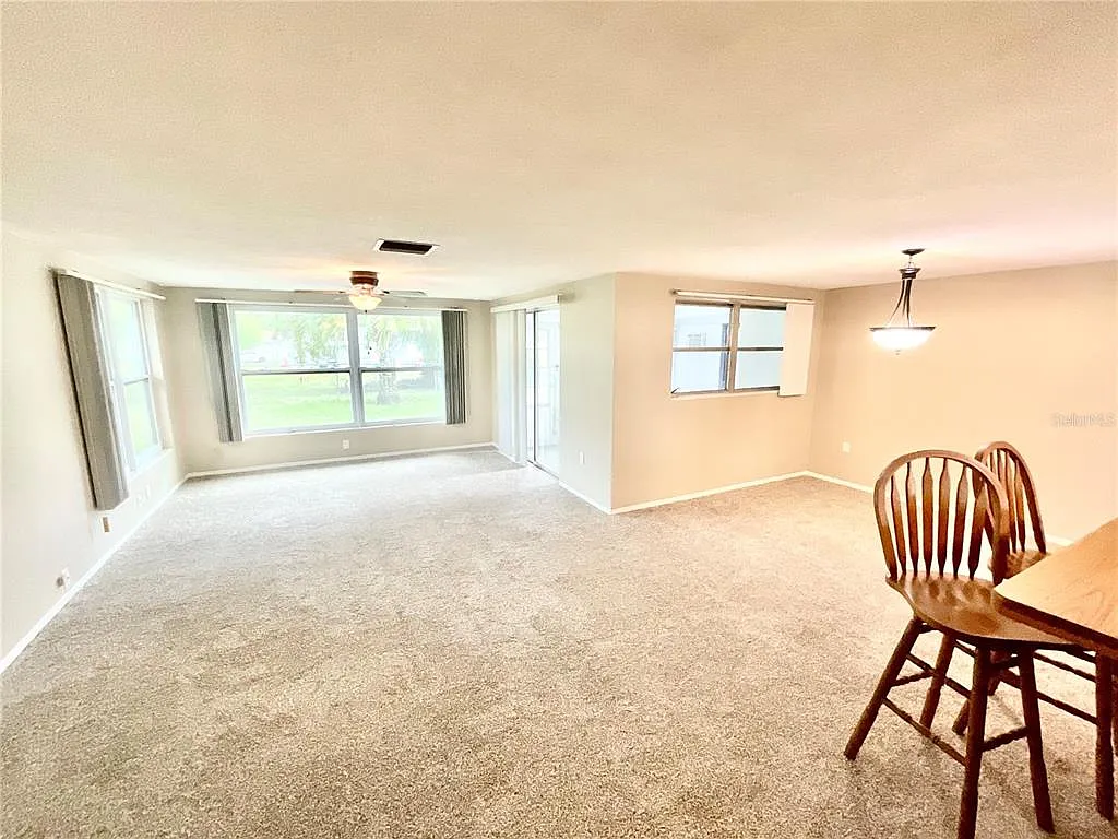2 bed, 2.0 bath, 1245 sqft, $1,575 — Photo 2