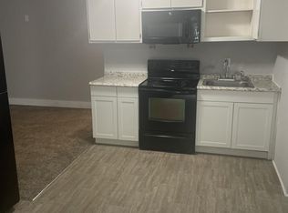 27 Broncos Dr #104, Toccoa, GA 30577