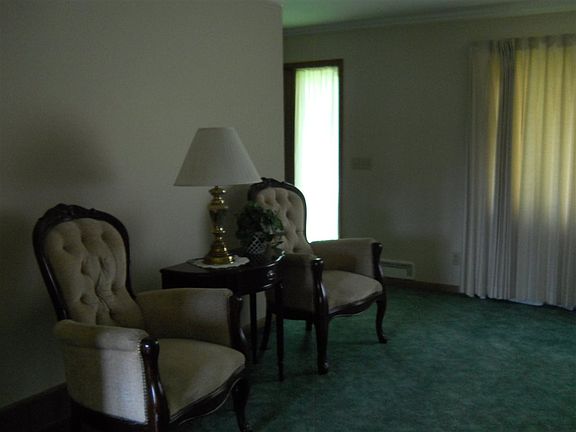 2nd image of 419 Strodman Ave