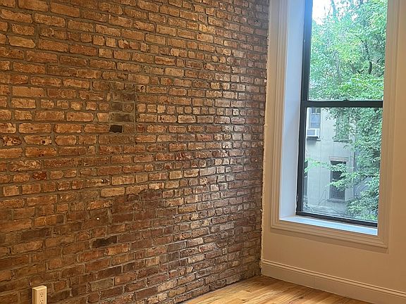 4th image of 113 W 130th St #3
