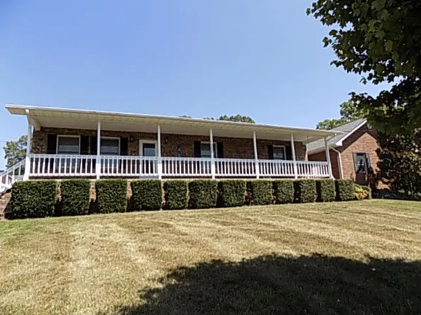 300 Collins St, Church Hill, TN 37642