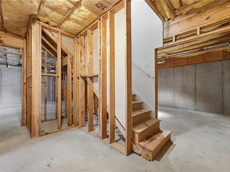 2570 Wood Creek Ct — Photo 56