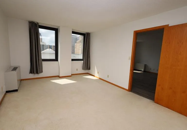 220 Broadway Ave S #911 — Photo 20