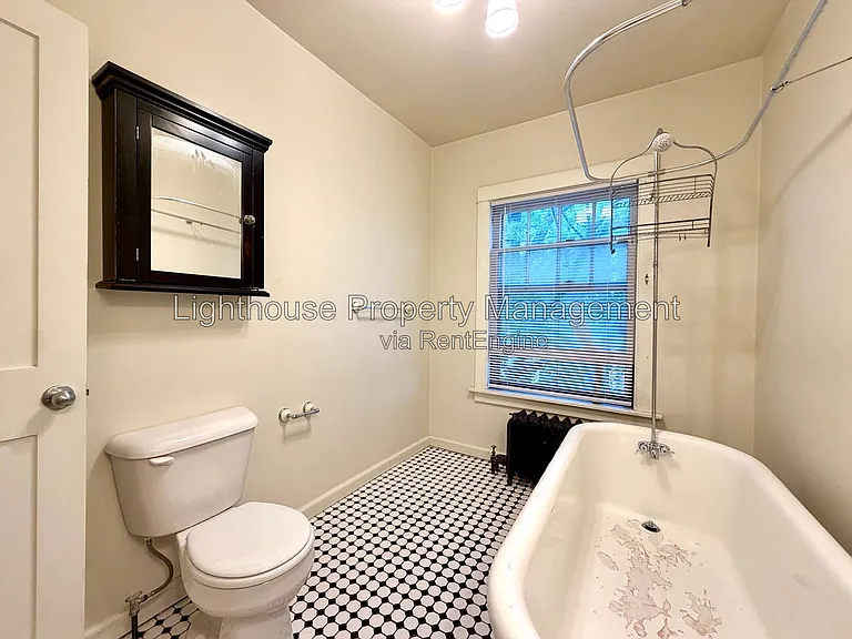 49 Prospect Ave NE #4 — Photo 18