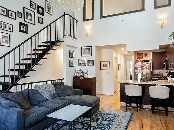 2nd image of 43 Wolcott St
