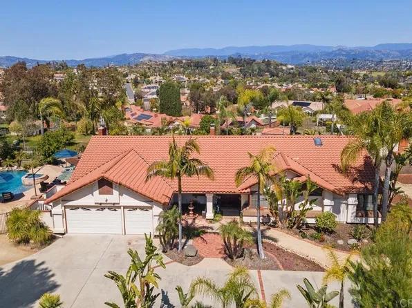 2233 Eucalyptus Ave, Escondido, CA 92029