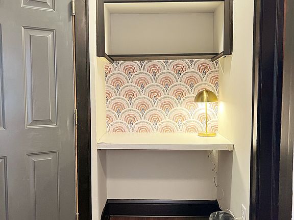 3rd image of 3921 Thomas Ave N APT 1