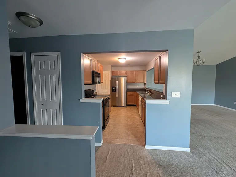 16767 Carriage Way — Photo 11