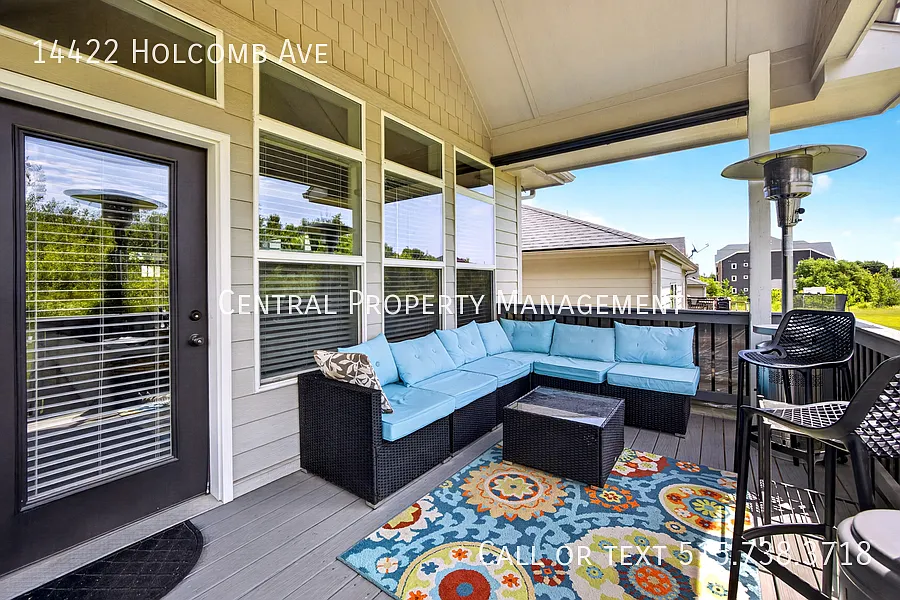 Luxury Furnished Rental with Hot Tub — Photo 4