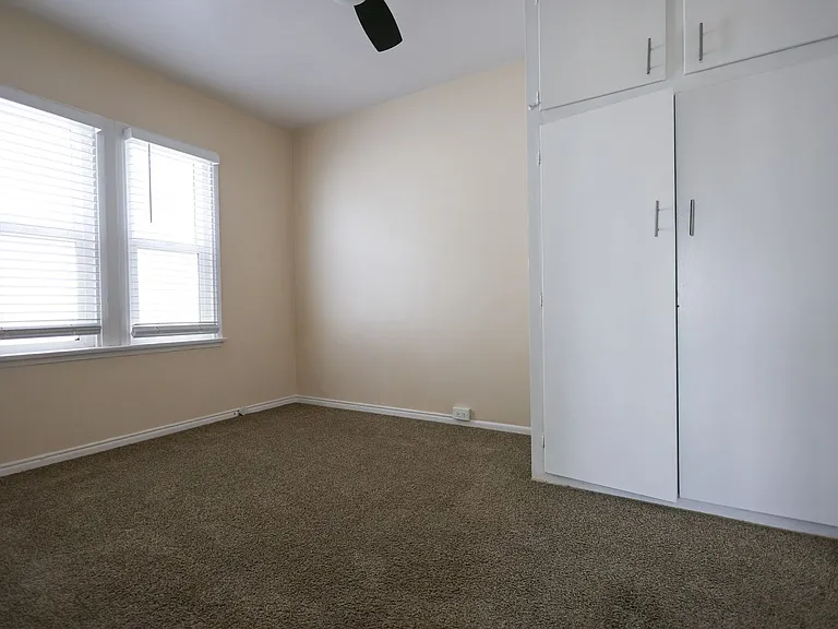 270 Cliff Dr — Photo 8