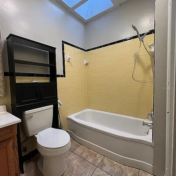 20 N Eustis St #4D — Photo 8