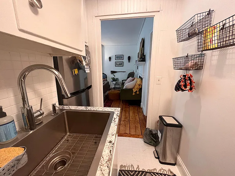 74 John St #1L — Photo 7