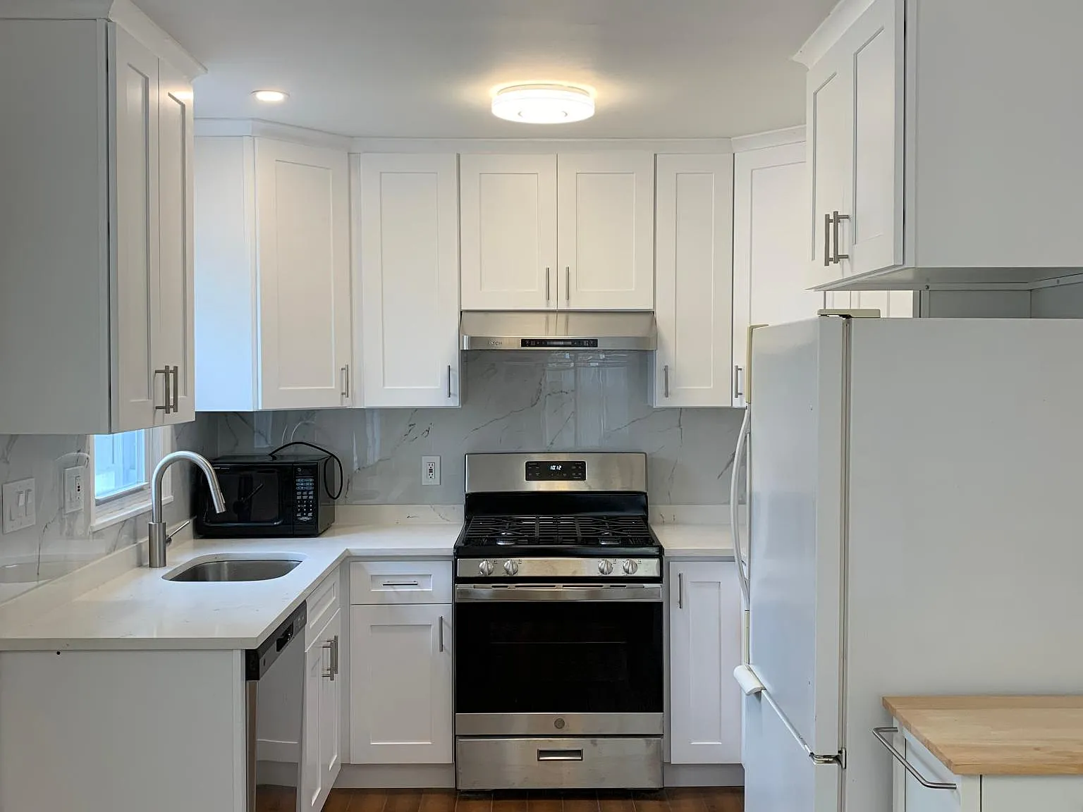 1 bed, 600 sqft, $1,200 — Photo 2
