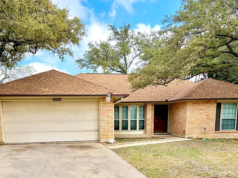 6107 Calderwood St — Photo 5