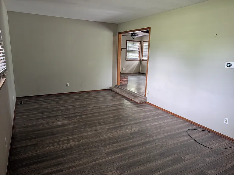 222 W Virginia Rd — Photo 5