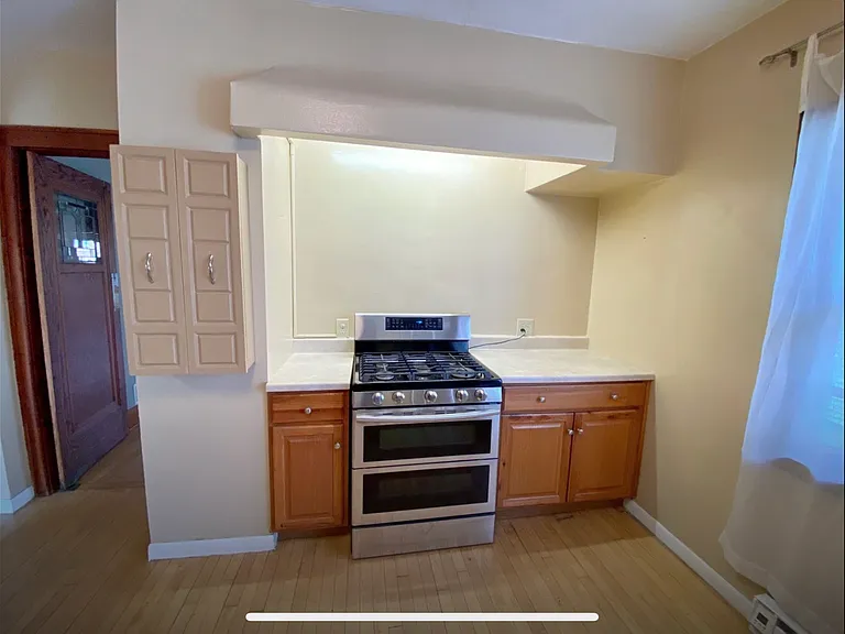 985 W Morgan Ave — Photo 8