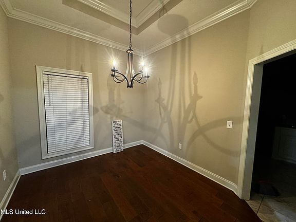 2nd image of 990 Clubhouse Dr