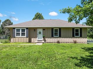 304 Elm St, Lathrop, MO 64465